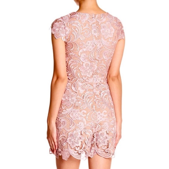 NEW DRESS THE POPULATION LACE PLUNGING V-NECK ROMPER - Picture 5 of 8